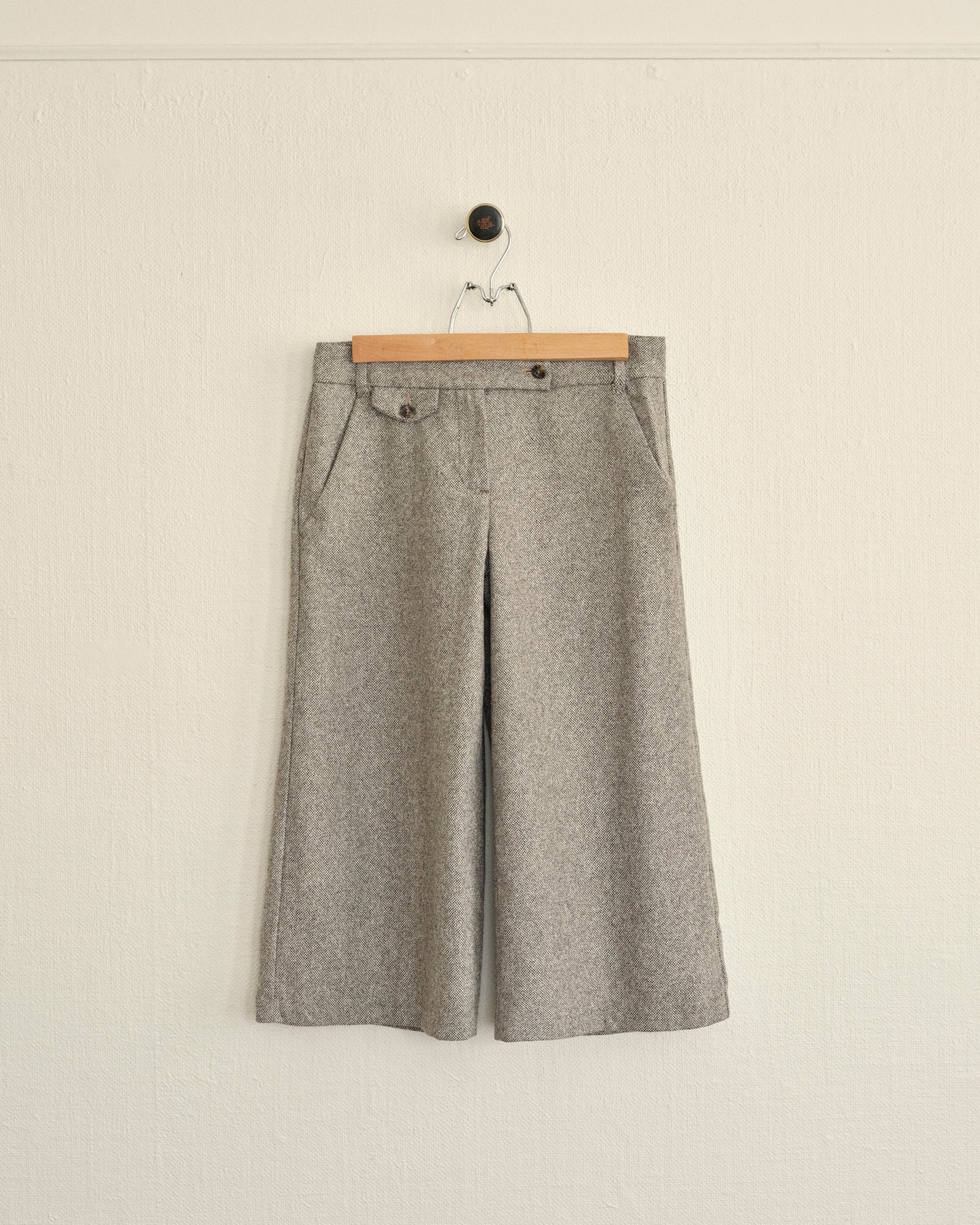 Wide Wool Shorts